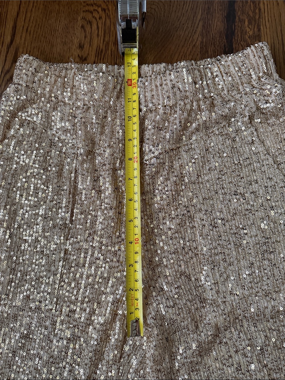POL Sequin Jogger Pants in Champagne gold medium - Picture 10 of 12